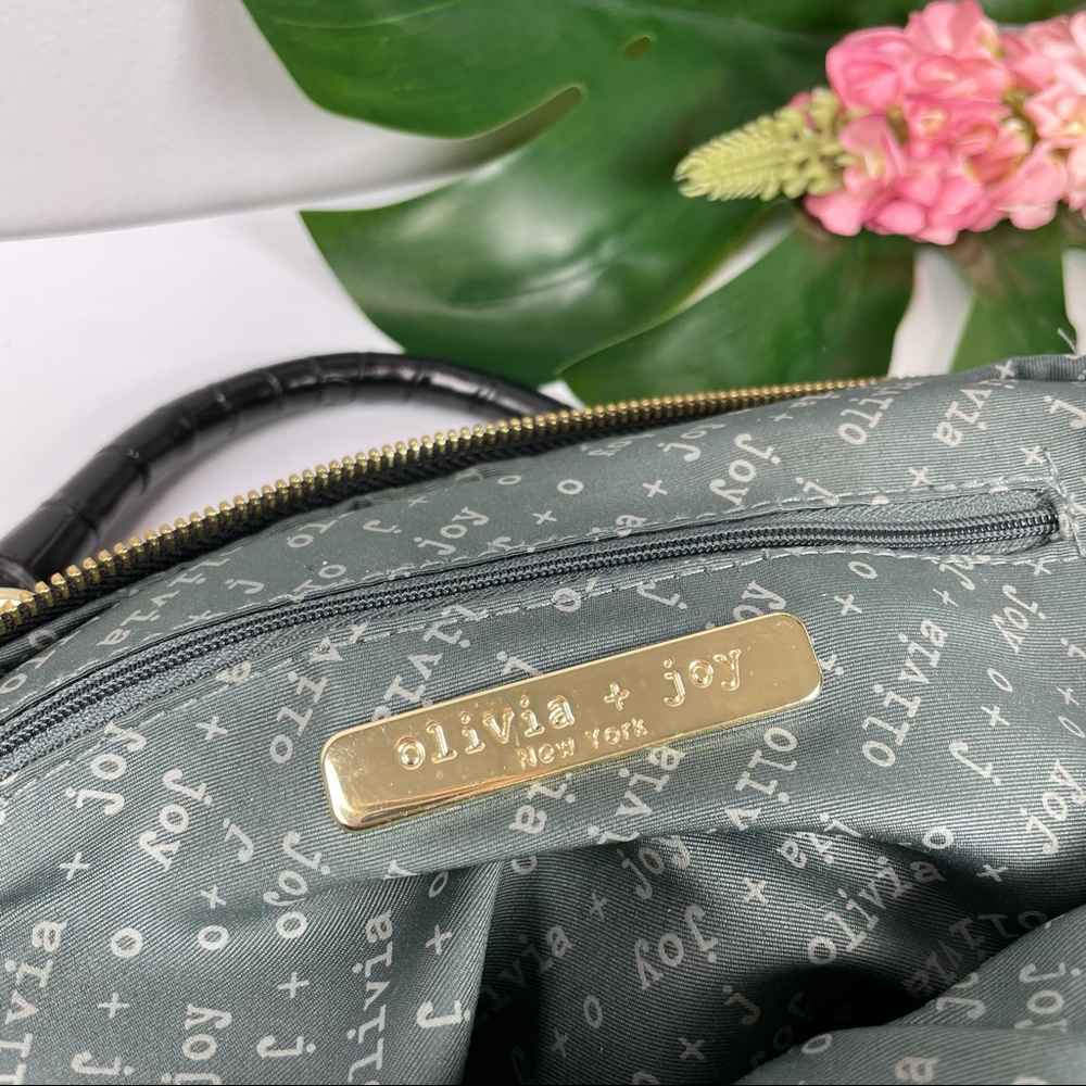 (((SOLD)))Olivia + Joy black faux aligator leather satchel - Picture 12 of 16